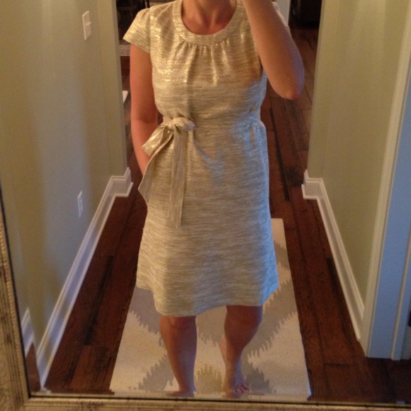 ***HOST PICK***Kate Spade dress. Fits 4/6 best.