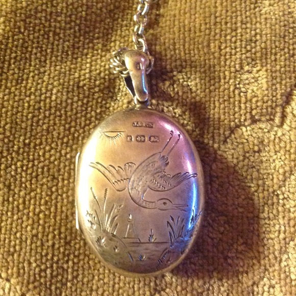 Necklace - Picture 2 of 4