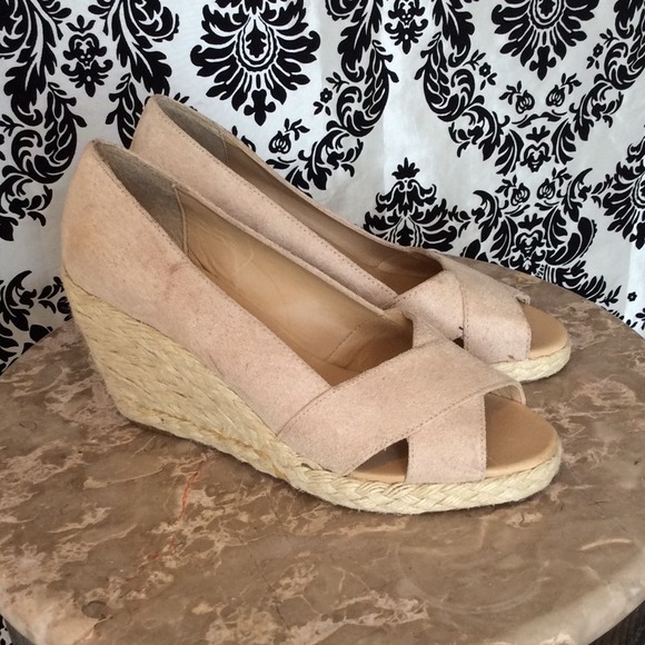 Beige Le Chateau wedges.  Size 7, worn once