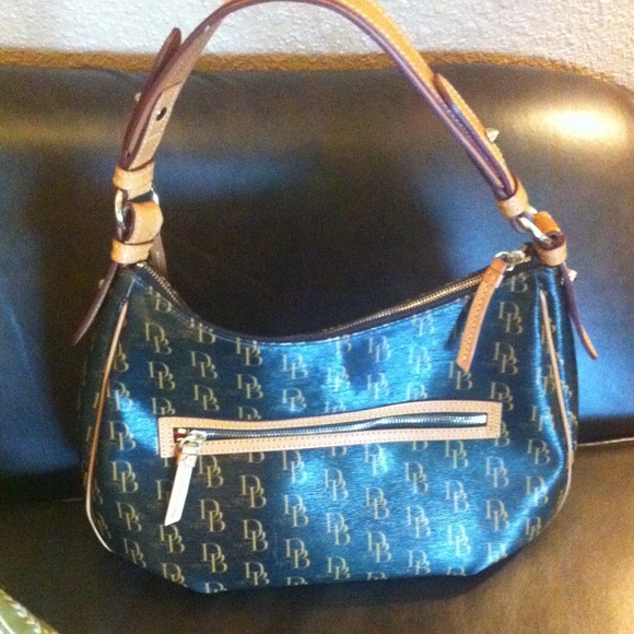 Dooney and Bourke purse