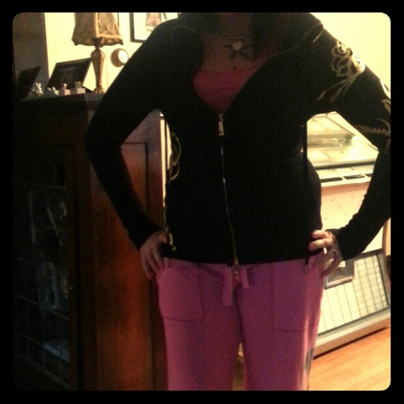 Cache zip up cashmere sweater with flower bling!!