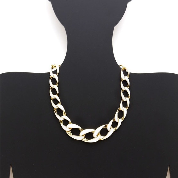 🎉HP🎊White & Gold Chain Necklace NWOT - Picture 4 of 4