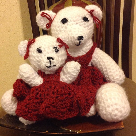Make an offer ? Hand made knitted teddybear set