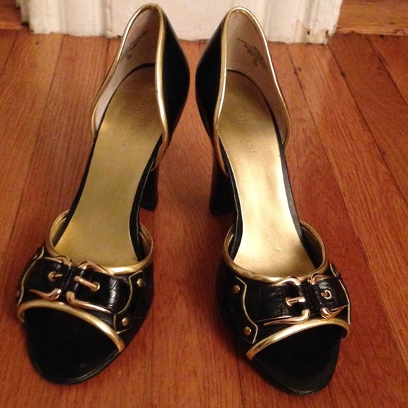 Nine West Shoes - Nine West black and gold buckle heels
