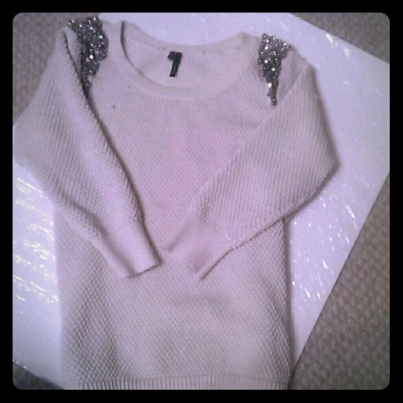 Knitted sweater with beautiful beading!