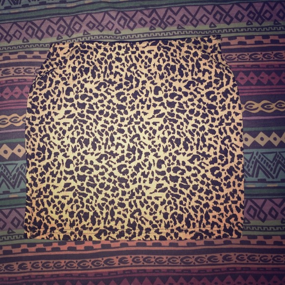 Cheetah Print Mini Skirt (S) - Picture 1 of 1