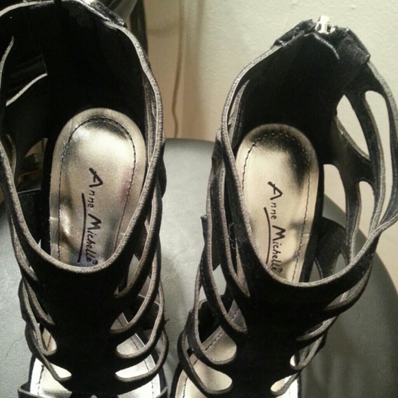 SOLD - Picture 3 of 3