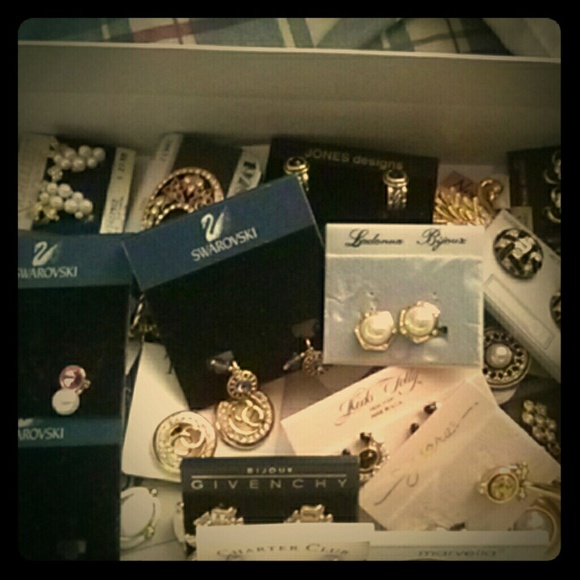 Lot of name brand earrings