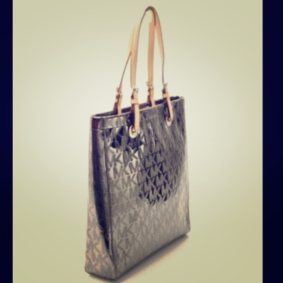 MK mirror metallic north south tote nickle