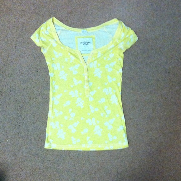 Abercrombie and Fitch yellow blouse