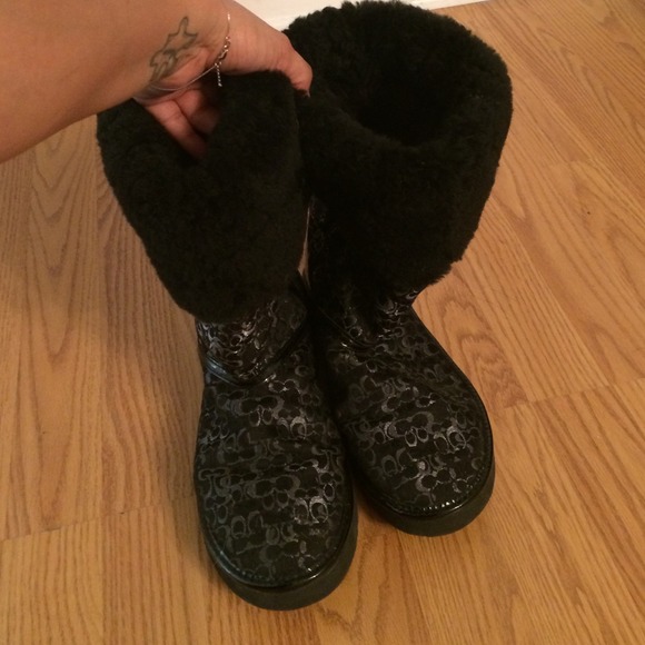 Coach boots