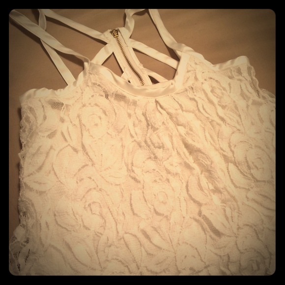 ❌SOLD❌ Allen cream top