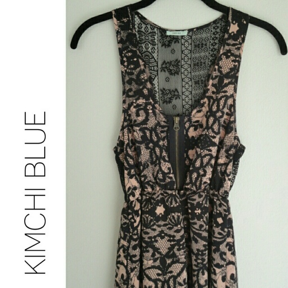 Sleeveless Lace Back Dress | Antique Lace Print
