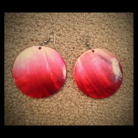 Earring made out of shell
