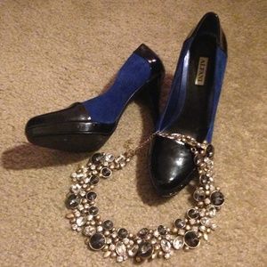 Colorblock blue and black pumps.