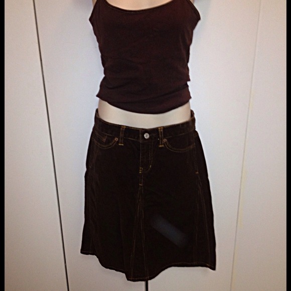 Gap cord Chocolate skirt with mustard trim