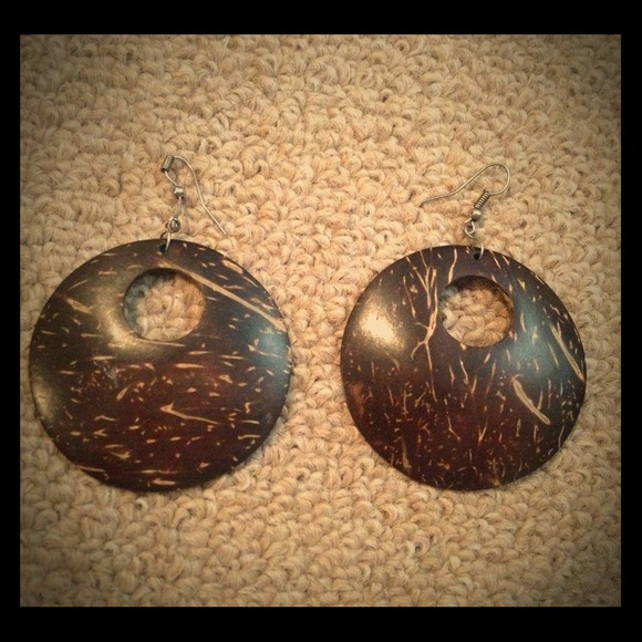 Earrings made out of coconut