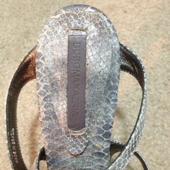 Preowned BCBG Gray Python Sandals - Picture 4 of 4