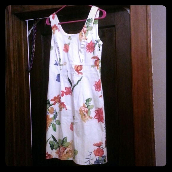 Gorgeous spring fling B. Moss dress size 5