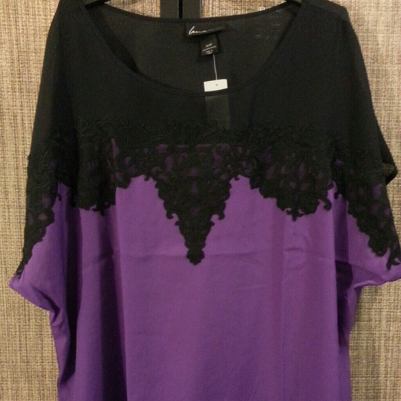 *SOLD* Plus Size Black & Purple Top w/ Lace design - Picture 3 of 3