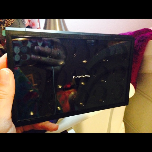 Mac pro pallet large new