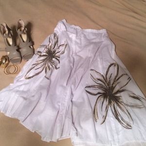 Fun flouncy skirt - perfect for spring & summer!