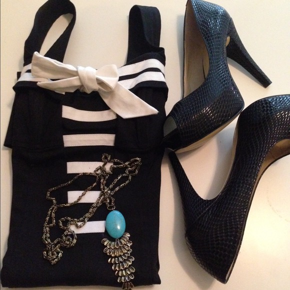 Betsy Johnson- only worn once! - Picture 3 of 4