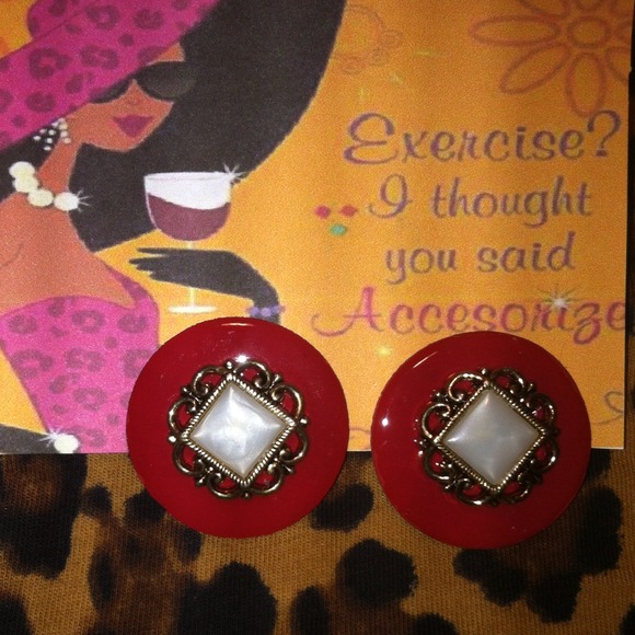 Classic diva💋Ear Candy