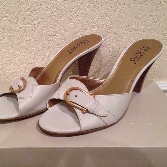 Stunning must have white buckle heels