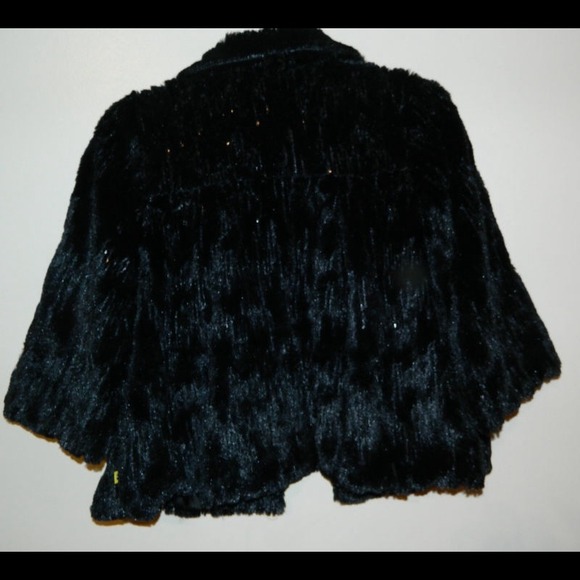 Far jacket - Picture 3 of 3