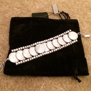 ❌SOLD IN BUNDLE❌ JewelMint Silver Bracelet