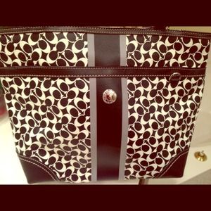 Black and white Coach purse!