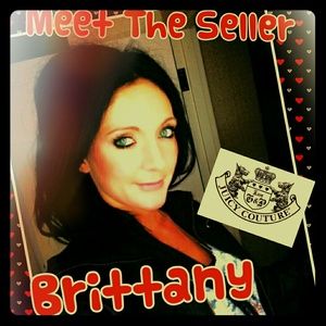 I LOVE SHOPPIN AND COLLECTING ITEMS.IT MAKES