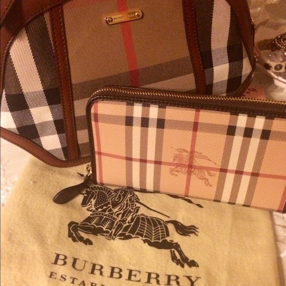 Burberry Clutches & Wallets - Burberry 'Haymarket Check' Zip Around Wallet NEW
