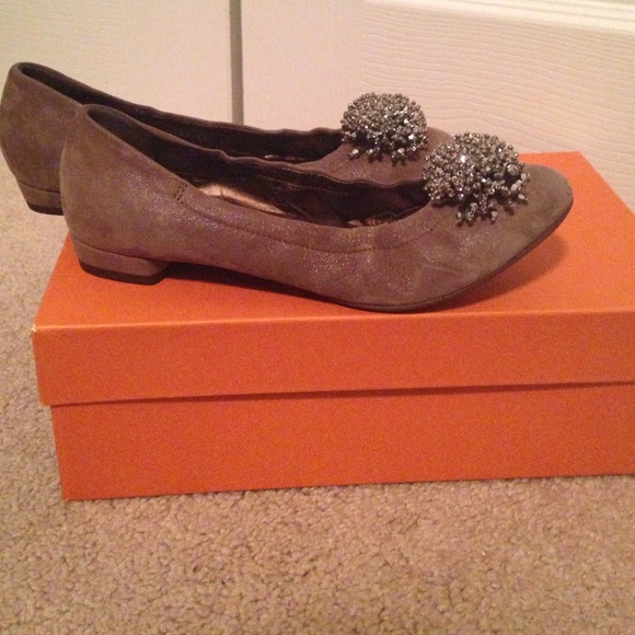 NWB AGL flats! - Picture 5 of 5