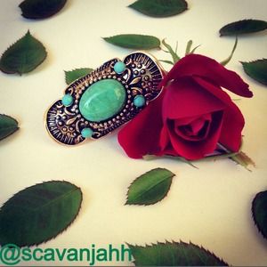 NEW Vintage vibe statement turquoise stone ring