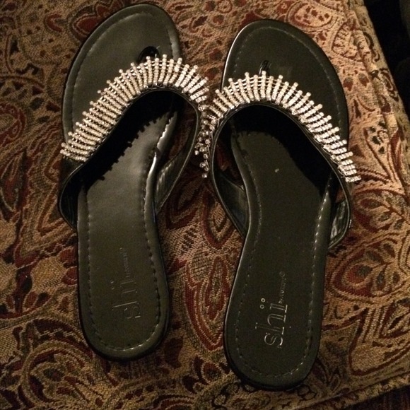 Black rhinestone sandals shi