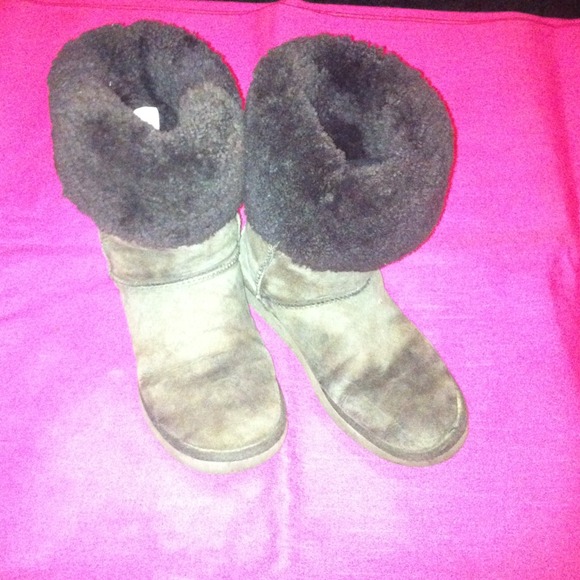 Brown UGG boots