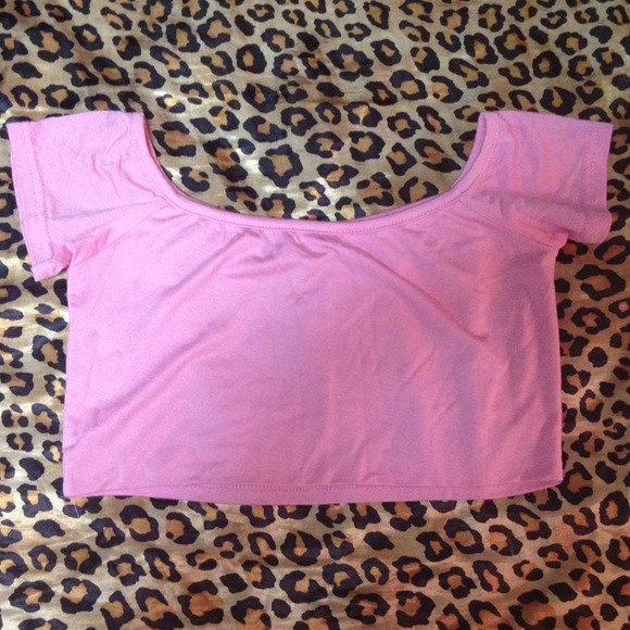 Crop top - Picture 1 of 1