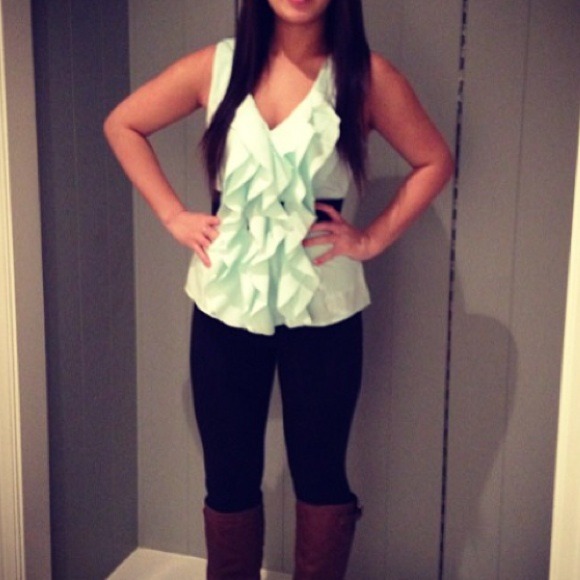 Sold in bundle ❌❌❌ - Picture 3 of 3