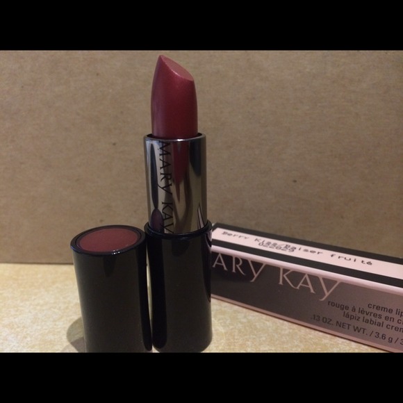 BUNDLE MARY KAY LIPSTICK💋💄BERRY KISS