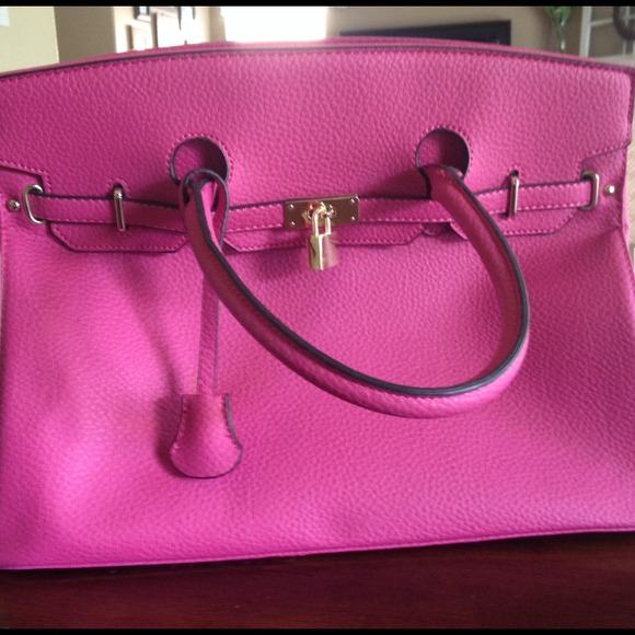 ✂️✂️MOVING SALE✂️✂️Hot pink Birken bag