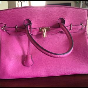 ✂️✂️MOVING SALE✂️✂️Hot pink Birken bag