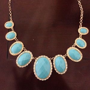 Chunky turquoise necklace