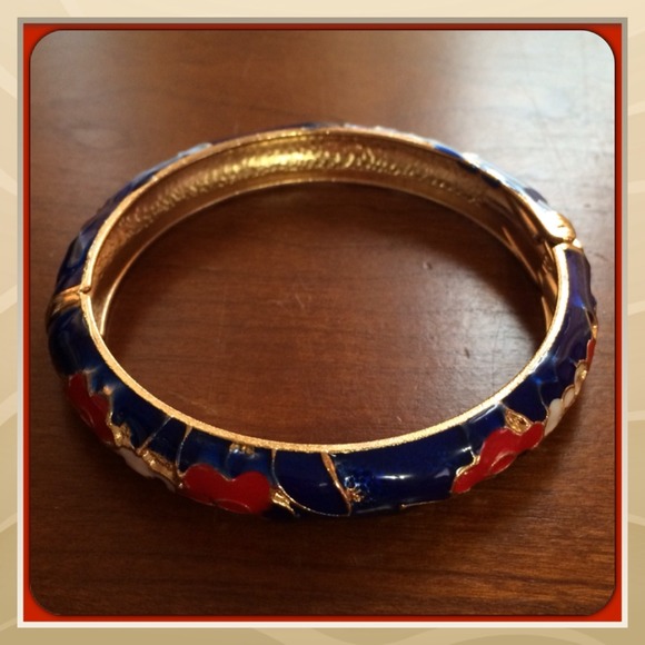 Tri Color Bracelet - Picture 2 of 3