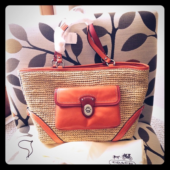 NWT coach straw leather pocket beach bag