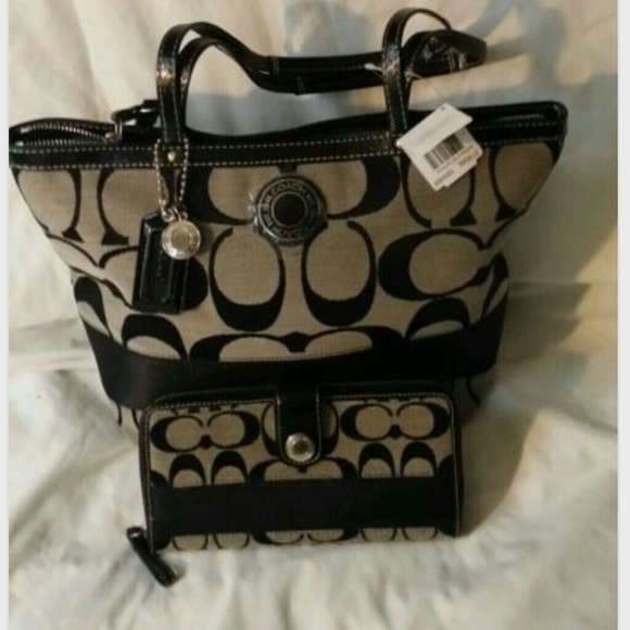 🚫SOLD🚫 - Picture 2 of 4