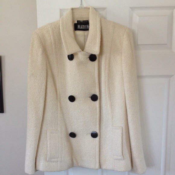 🔶 Fall Jacket 🔶 - Picture 2 of 4