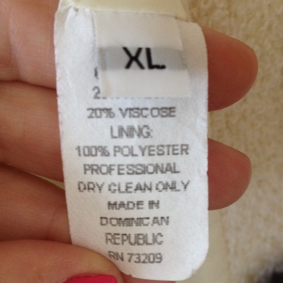 🔶 Fall Jacket 🔶 - Picture 3 of 4