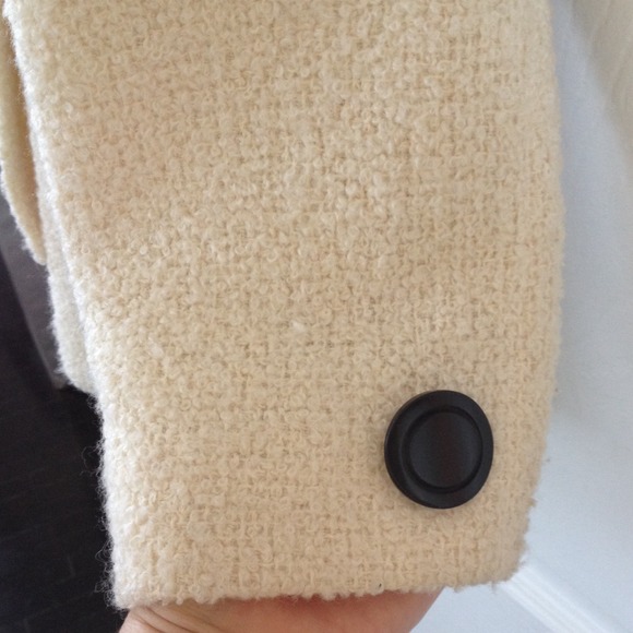 🔶 Fall Jacket 🔶 - Picture 4 of 4